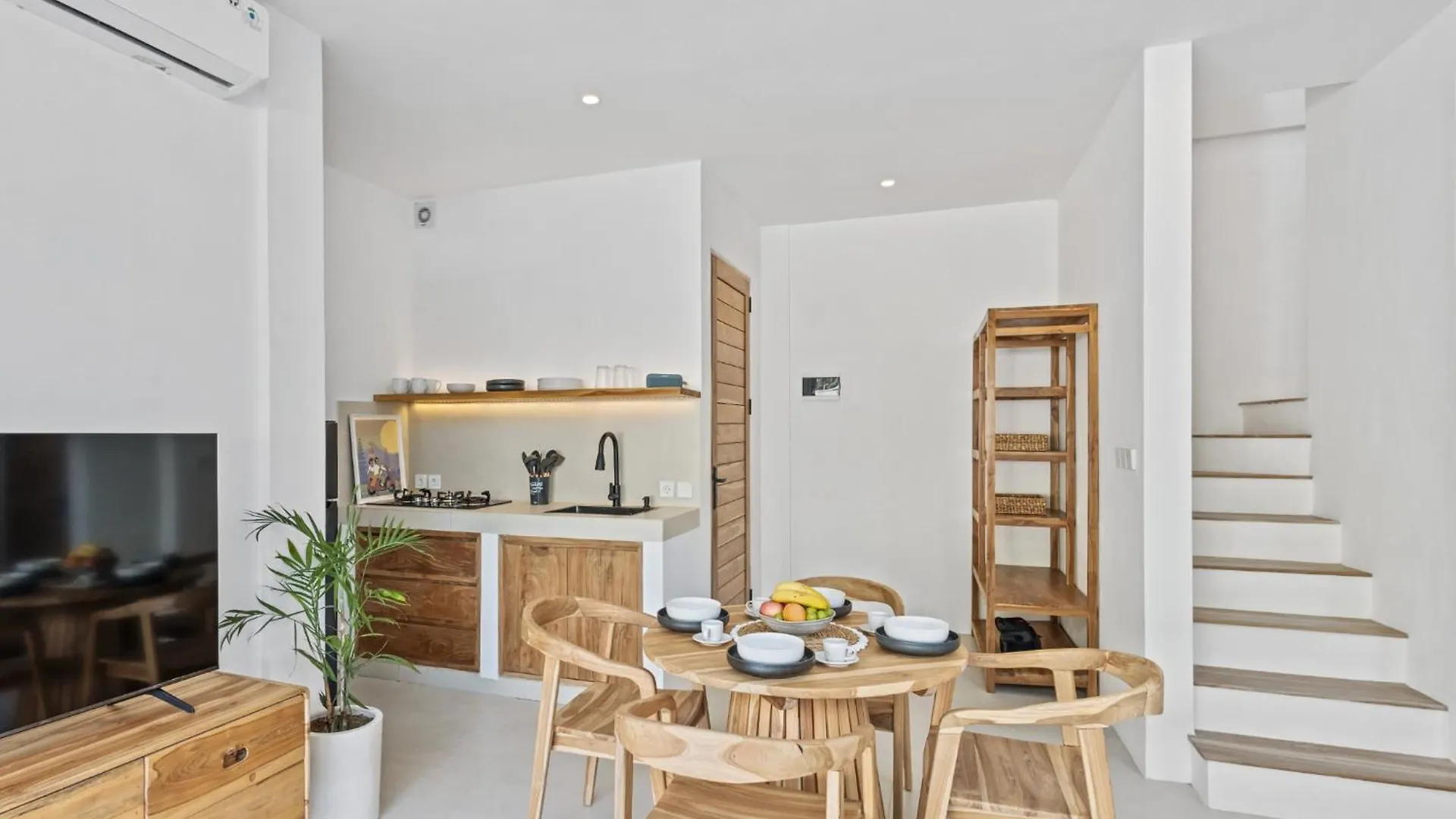 Hotel White Residence - Art & Boutique Villas Seminyak
